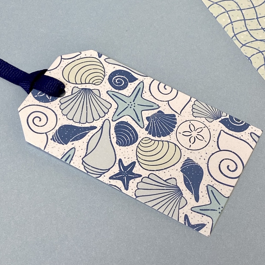 Blue Seashell Gift Tags - Stacy Creates Stuff